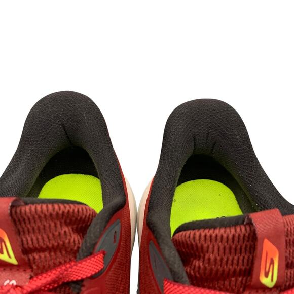 Skechers Max Run Slip In Shoes Size 9.5 Red M Strike 221000 Running Goodyear - Picture 4 of 9